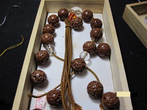 編込み房金剛菩提樹年代物